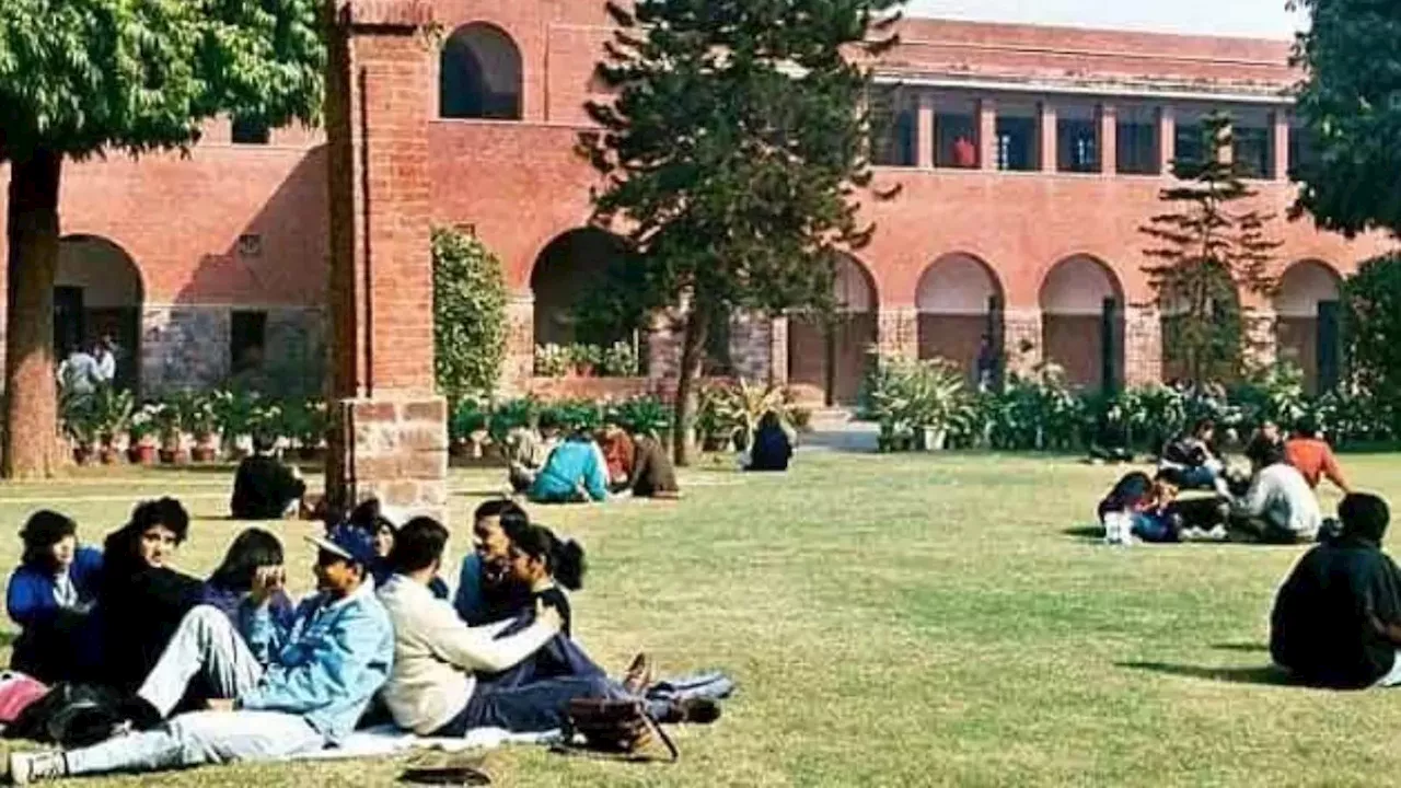 DU Admissions 2024: दिल्ली यूनिवर्सिटी में खाली सीटों पर एडमिशन के लिए तीसरा राउंड 11 से