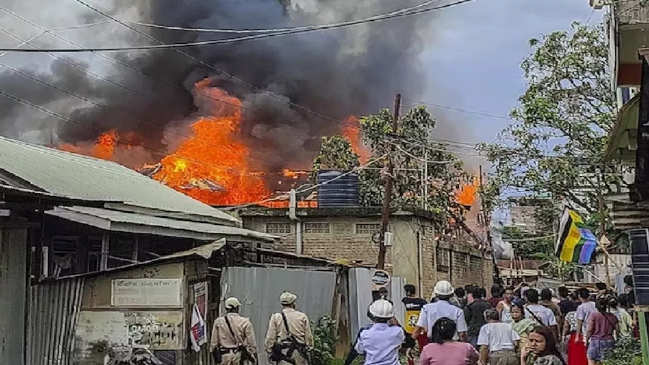 Manipur Violence: मणिपुर में फिर सुलगी हिंसा की आग, उग्रवादियों ने ड्रोन से किया हमला, 2 लोगों की मौत, कई घायल