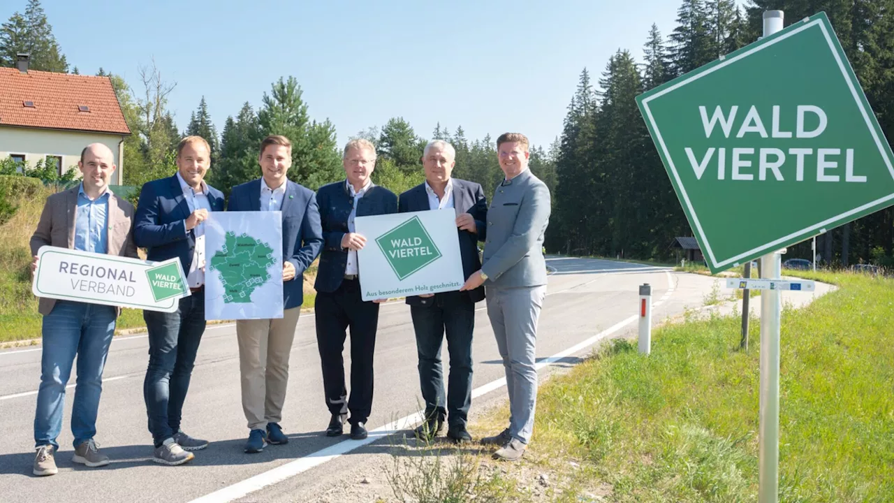 Willkommen im Waldviertel: Neue Tafeln begrüßen Gäste und Heimkehrende