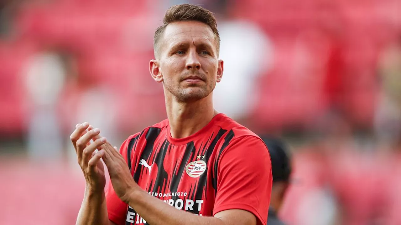 Luuk de Jong beste eredivisiespeler van vorig seizoen, Wullaert beste speelster