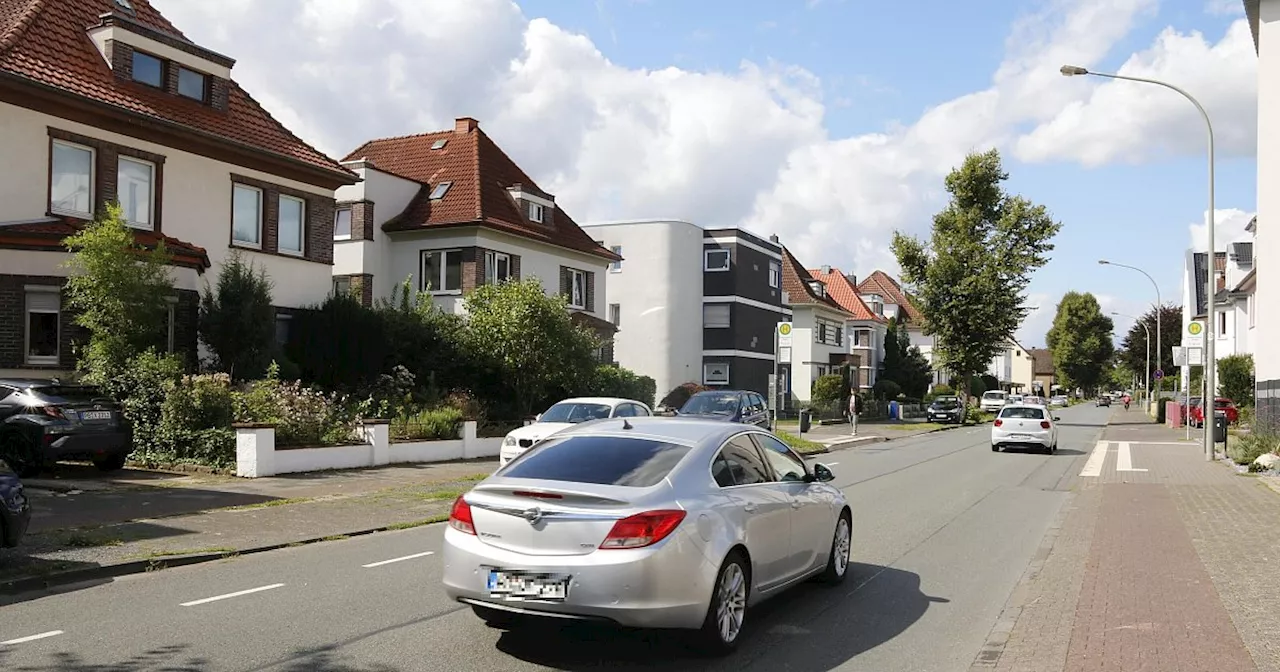 „Deutliche Schäden“: Riemekestraße in Paderborn bekommt neue Fahrbahndecke