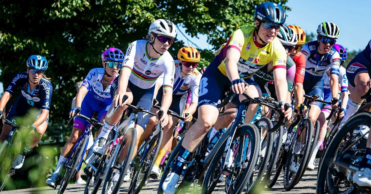 Internationaal vrouwenpeloton doorkruist Drenthe tijdens Simac Ladies Tour