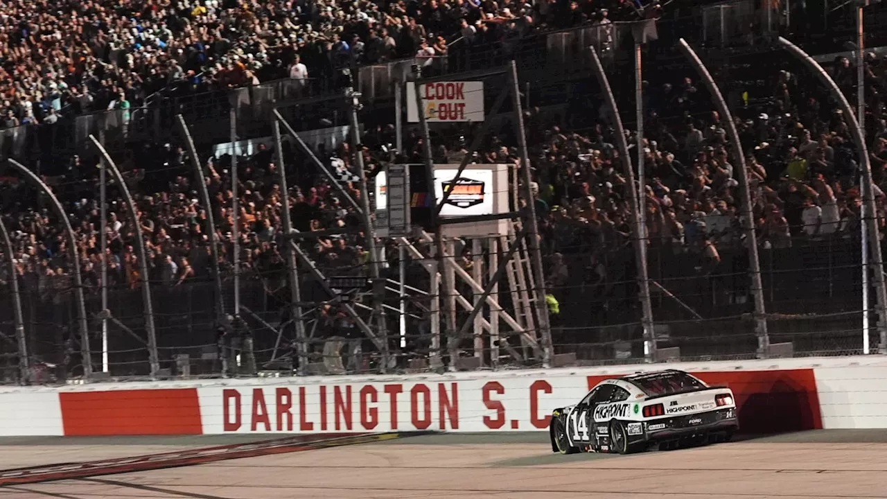 Chase Briscoe Bests Kyle Busch for Walk-Off Victory at Darlington