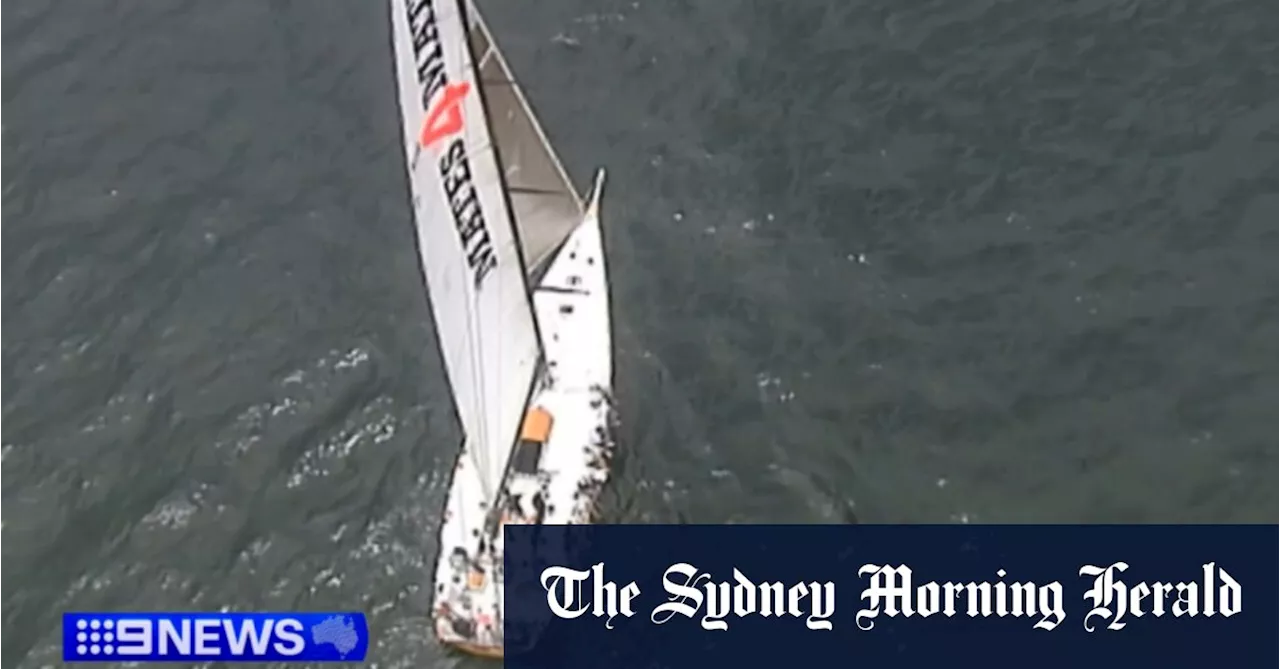 Rescue operation resumes for stricken yacht off NSW coast