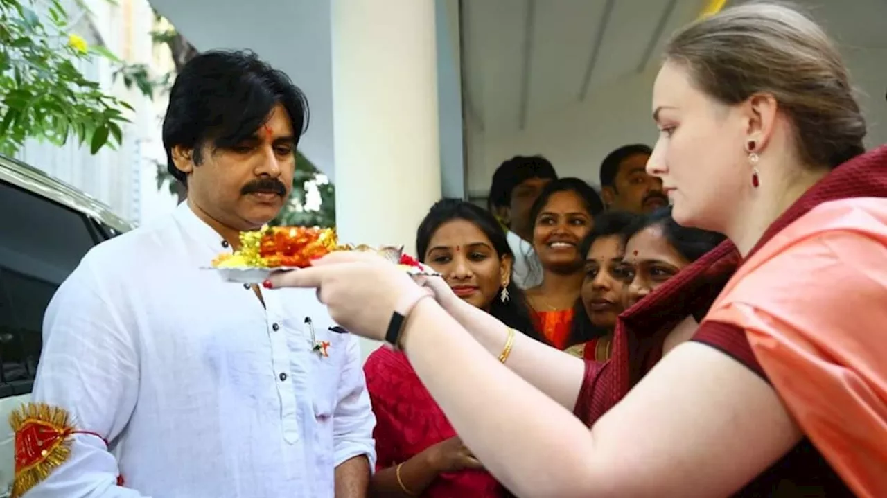 Pawan Kalyan: పవన్ కళ్యాణ్ మూడో భార్య అన్నా లెజ్నెవా ఫ్యామిలీ బ్యాక్ గ్రౌండ్ తెలుసా..!