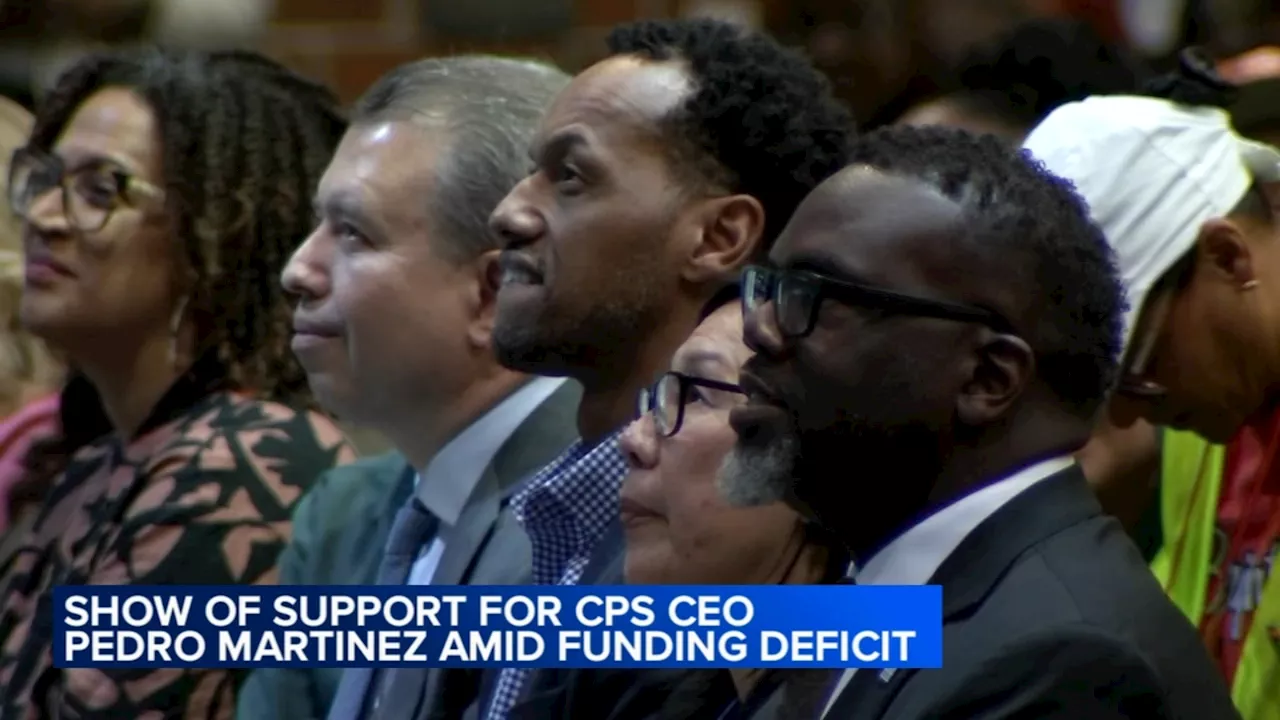 Mayor Brandon Johnson tells CPS CEO Pedro Martinez he wants him out as head of district: sources