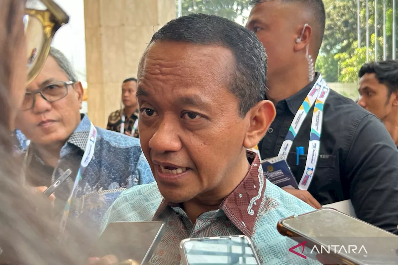 Bahlil sebut pengetatan BBM subsidi 1 Oktober belum siap