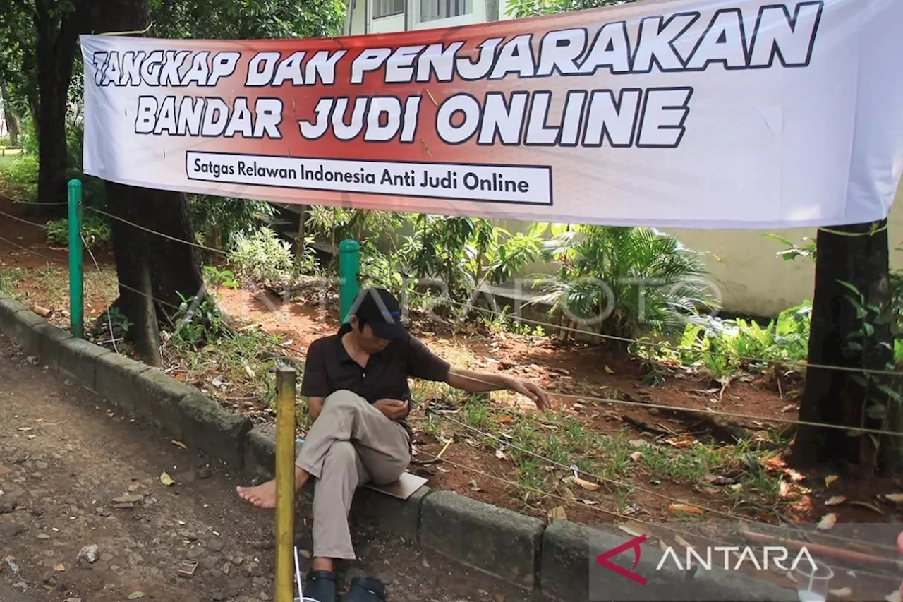 Kriminal kemarin, ASN terlibat judi online hingga nomor Polsek diretas