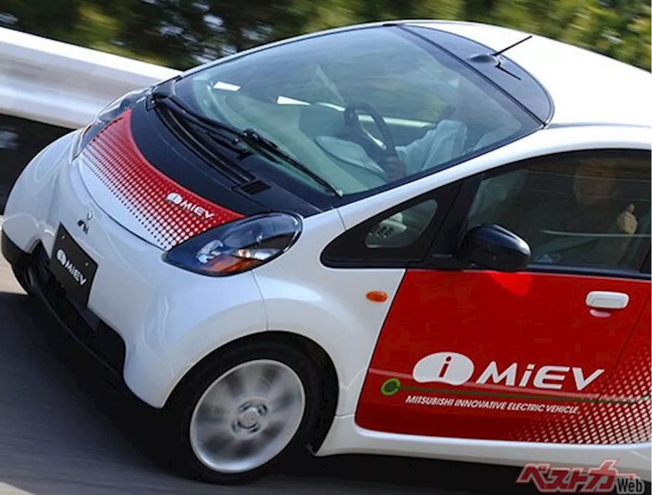 三菱i-MiEV：電気自動車普及に貢献した革新的なモデル