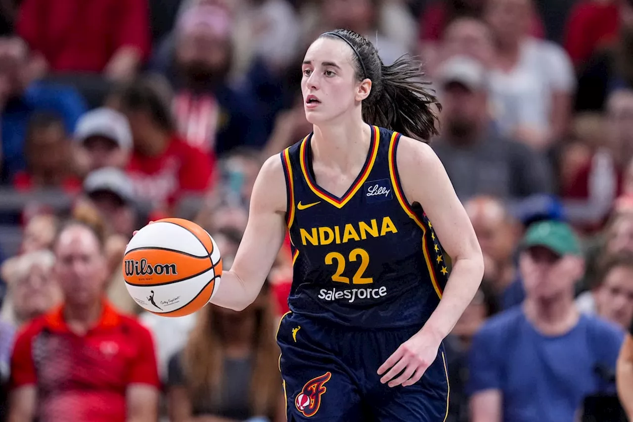 La novata Caitlin Clark revoluciona la WNBA con sus récords y su rivalidad con Angel Reese