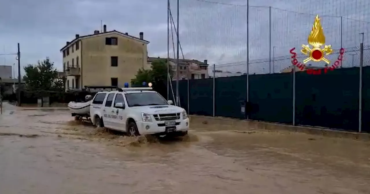 Maltempo a Ancona: Allagamenti e Disagi