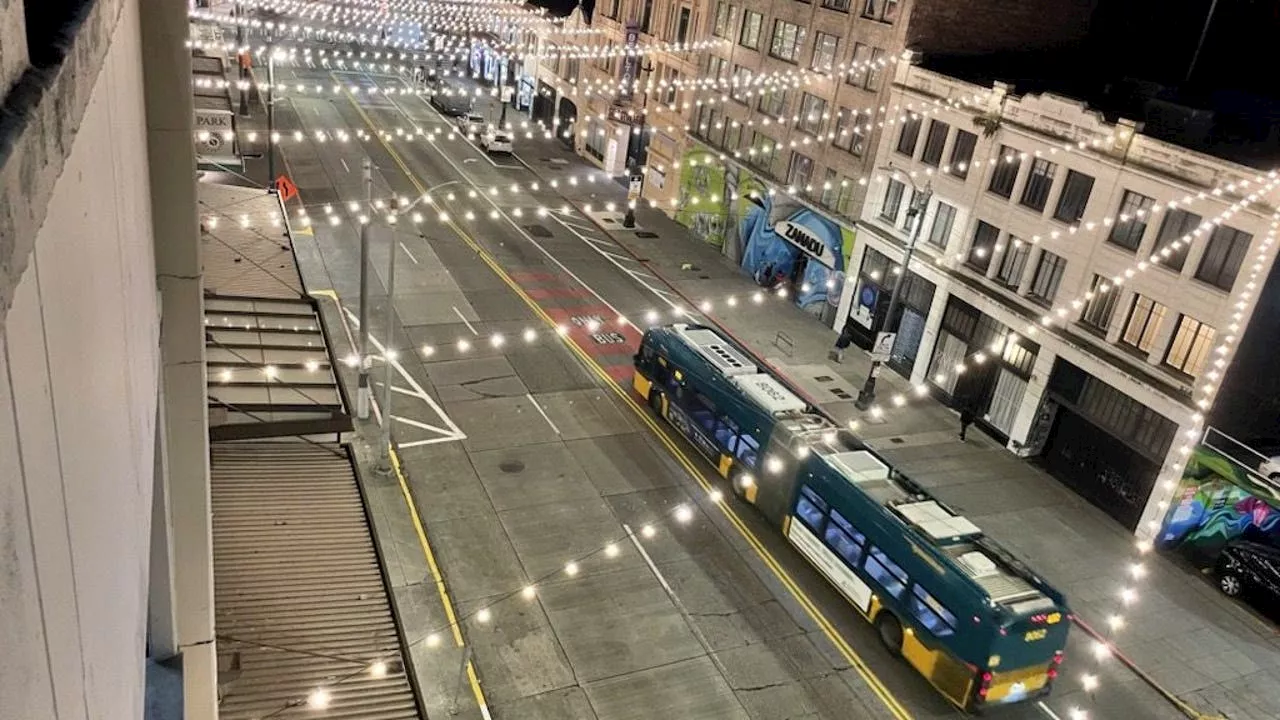 New lighting along Seattle's 3rd Avenue aimed at improving atmosphere