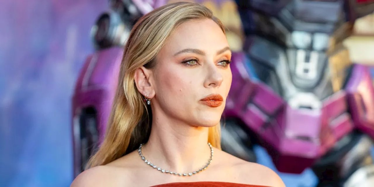 Scarlett Johansson Proves She’s Still the Queen of Hollywood in This Ruched Red Gown