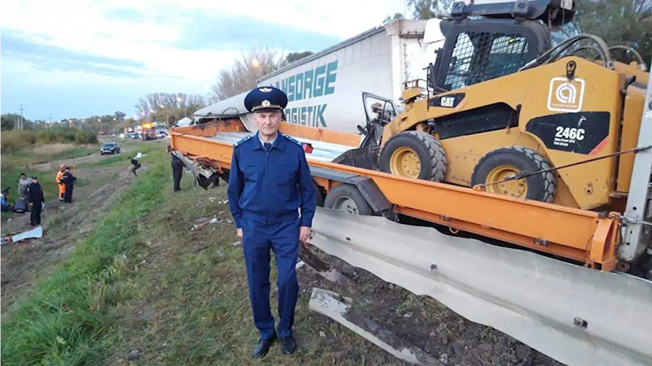 В Татарстане в ДТП с грузовиком и автомобилем погибли два человека