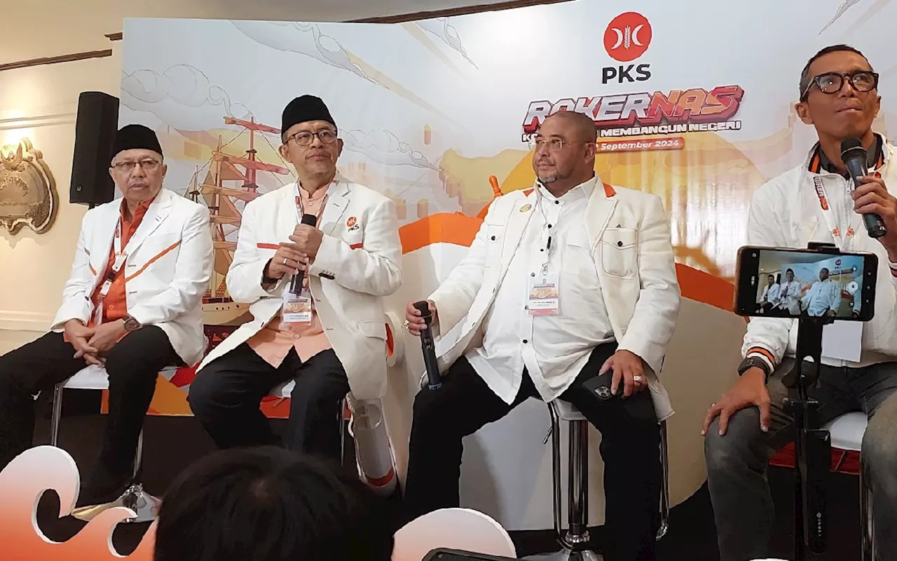 Di Momen Rakernas, Habib Aboe Memperkenalkan Aher sebagai Plh Presiden PKS