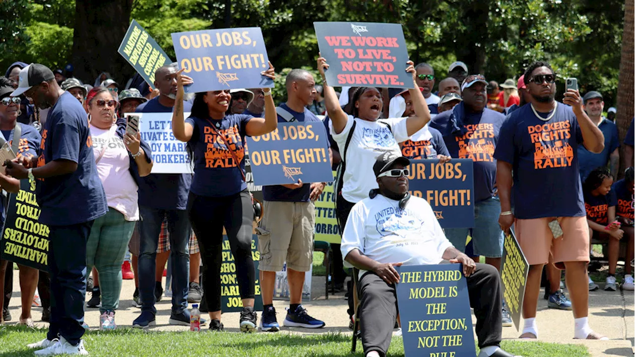 Dockworkers along US East and Gulf Coasts threaten to strike October 1