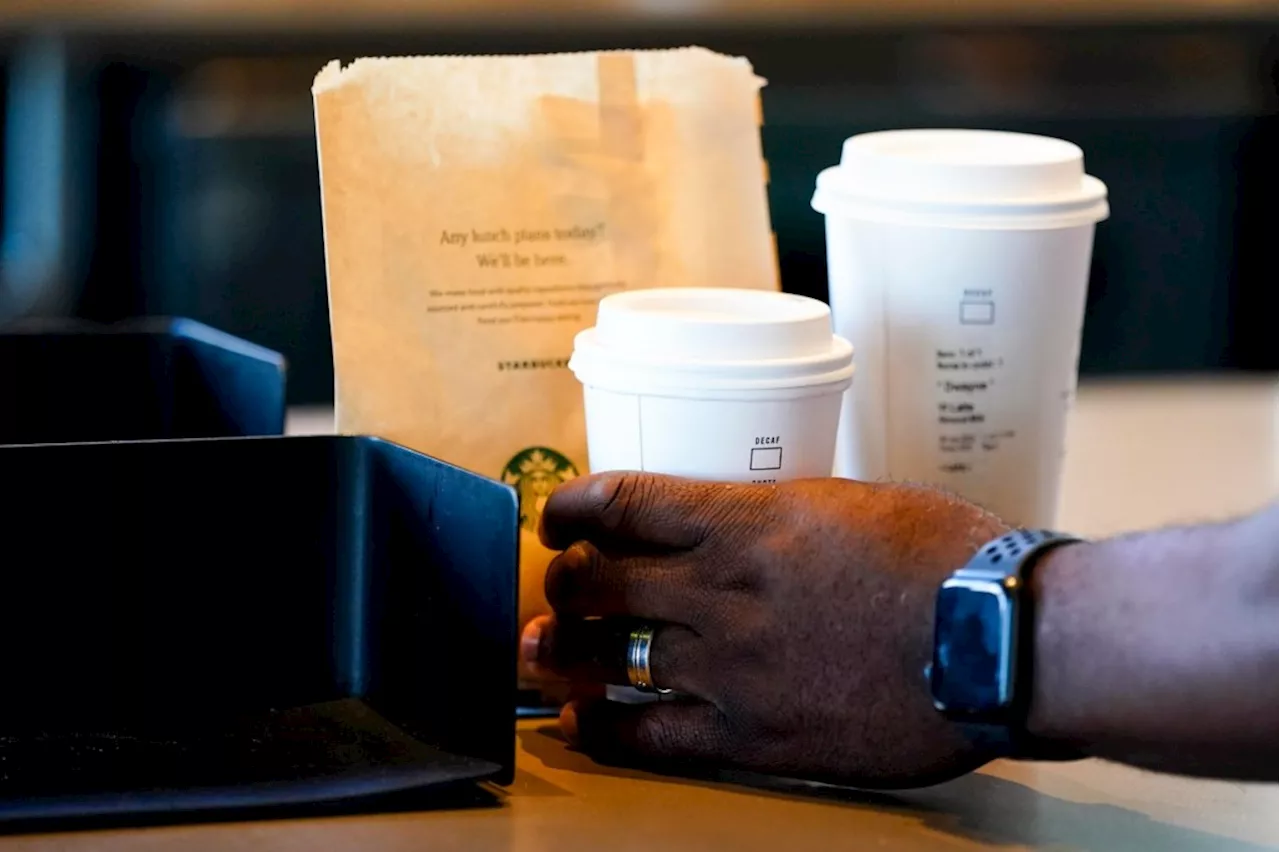 Starbucks’ new CEO wants to make the chain about cafés again