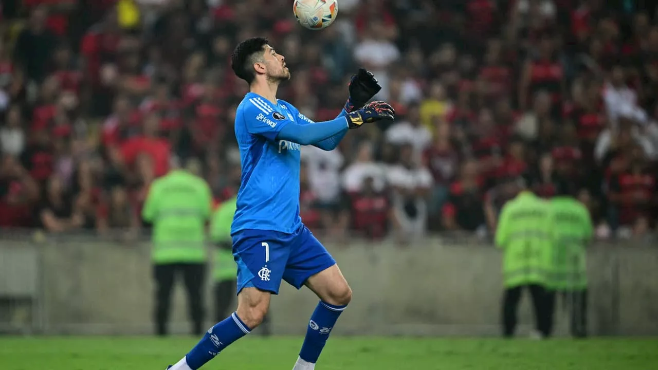 Rossi critica vaias da torcida do Flamengo para Tite: ‘Desnecessário’