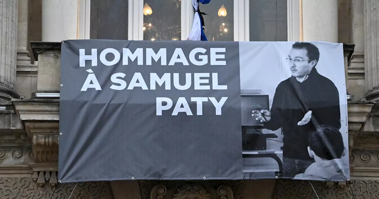 Vichy : une rue rebaptisée «Samuel Paty» en présence des parents du professeur assassiné