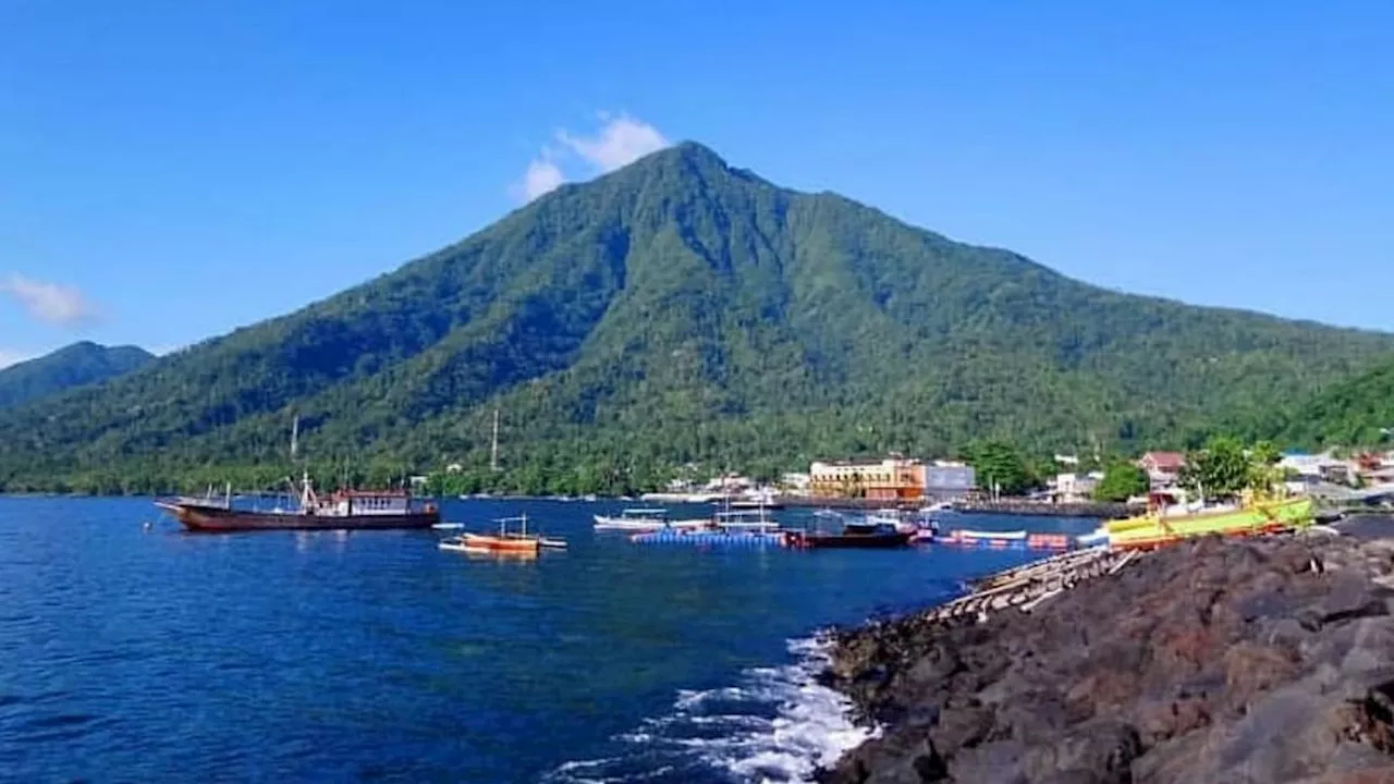 6 Fakta Menarik Gunung Tamata yang Bersebelahan dengan Gunung Karangetang di Pulau Siau