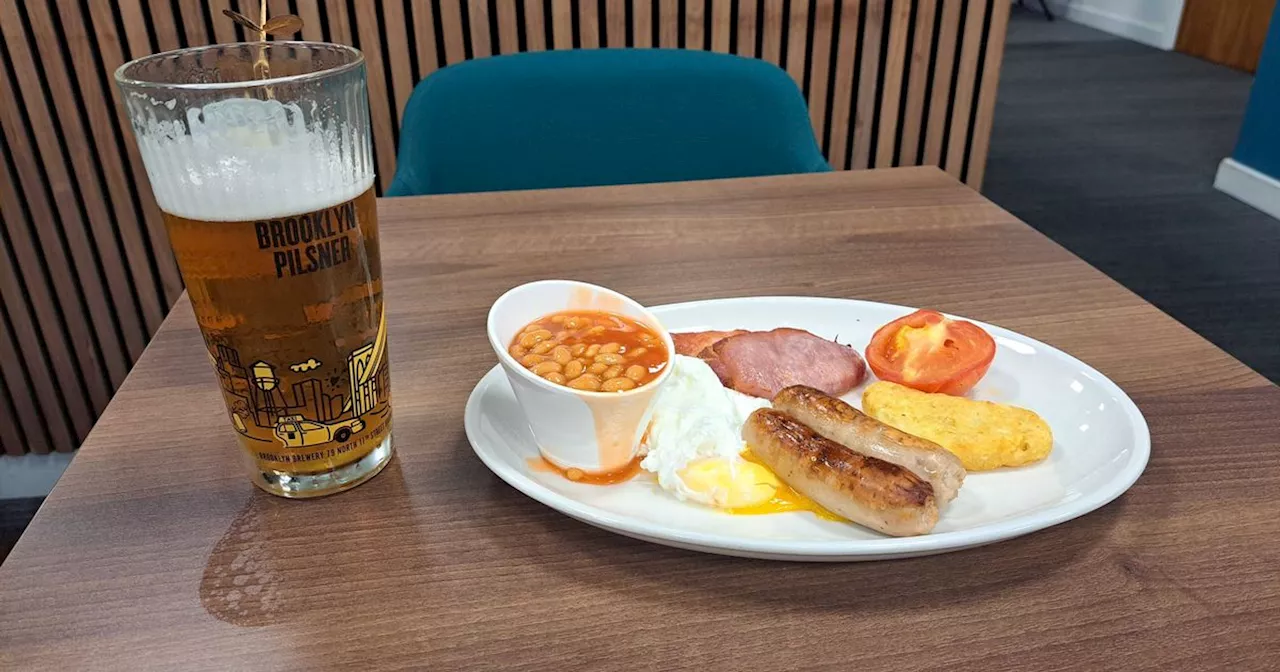 ‘I tried an airport's lounge but my bland breakfast suffered turbulence'