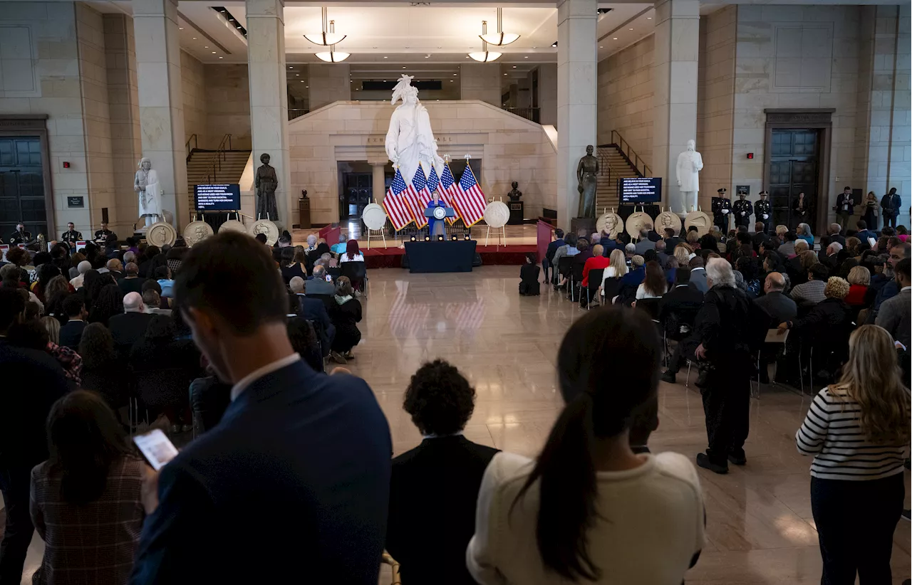 Congress Honors NASA's 'Hidden Figures' With Gold Medals