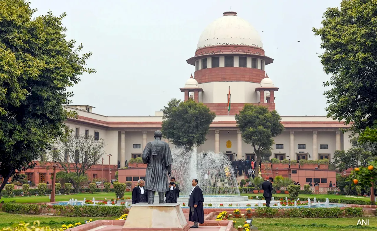 &quot;कॉलेजियम कोई सर्च कमेटी नहीं&quot; : SC ने सिफारिशों के बावजूद नियुक्ति नहीं होने पर केंद्र से मांगा जवाब