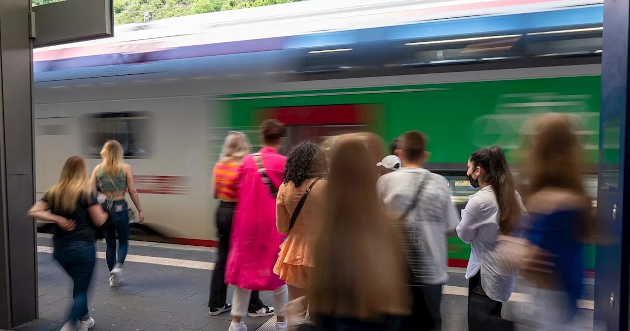 Mehr Fahrgäste in Bussen und Bahnen