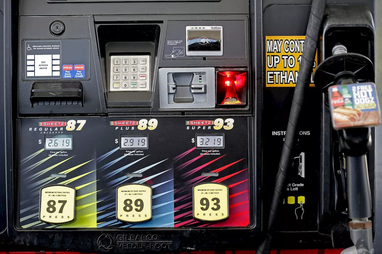 Gas prices plummet across Pennsylvania: Harrisburg, Lancaster, York see savings