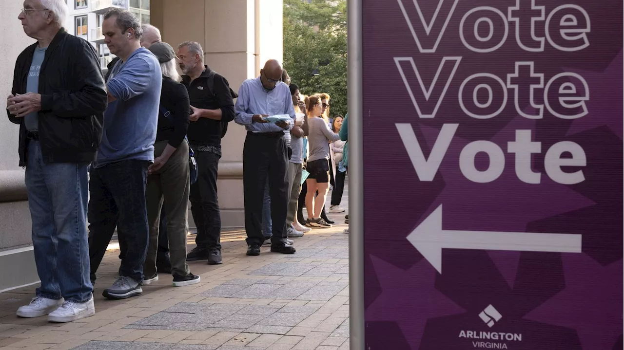 Des Américains commencent à voter à la présidentielle, un aménagement qui a pour objectif d’améliorer la participation électorale