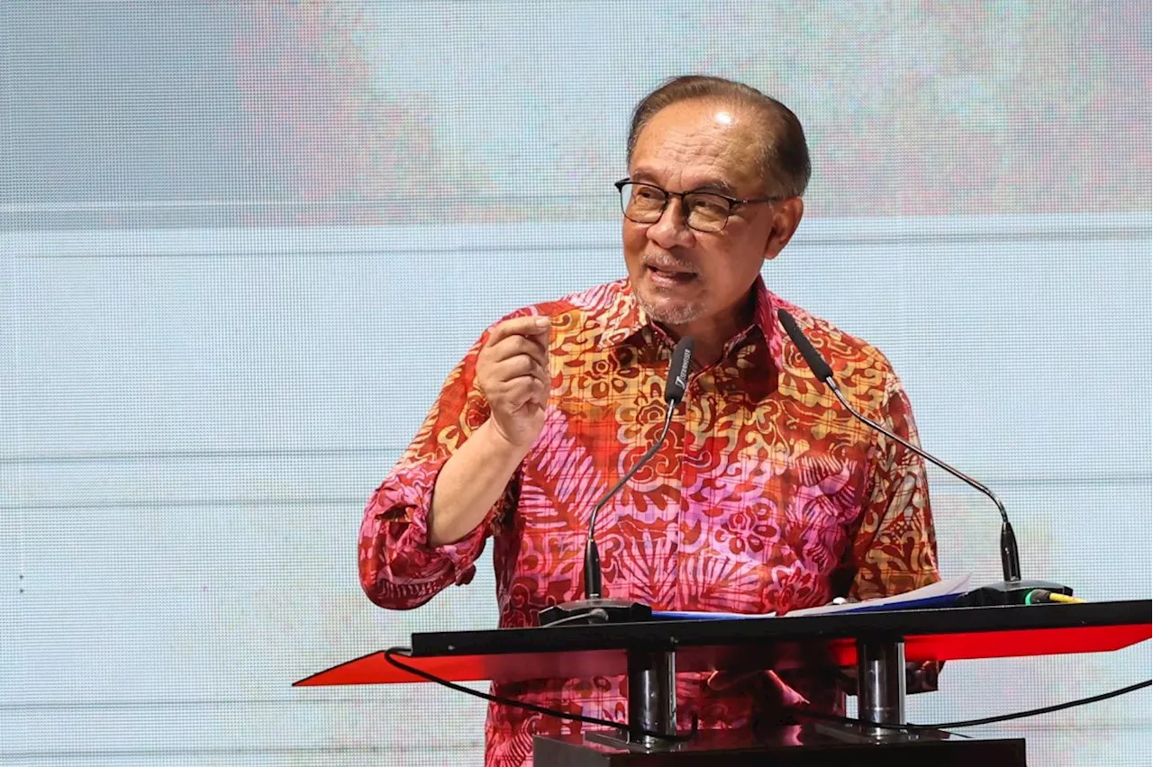 Anwar denies investigation closed on disabled e-hailing driver assault case