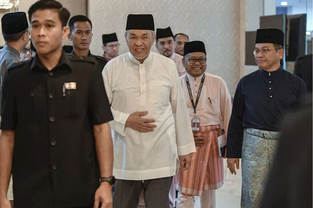 Heed instructions, take precautions during floods, urges DPM Zahid