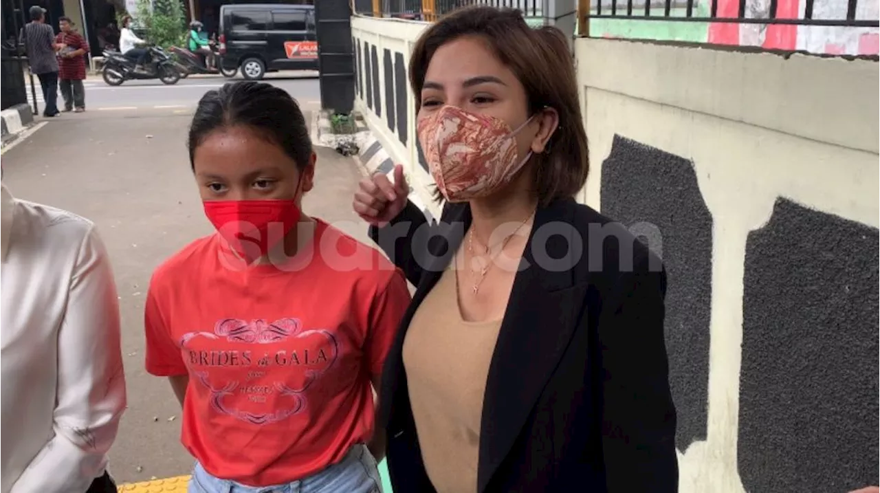 Bangganya Dulu Nikita Mirzani pada Lolly, Bantu Jualan Produk Skincare Sehari Dapat 100 Juta