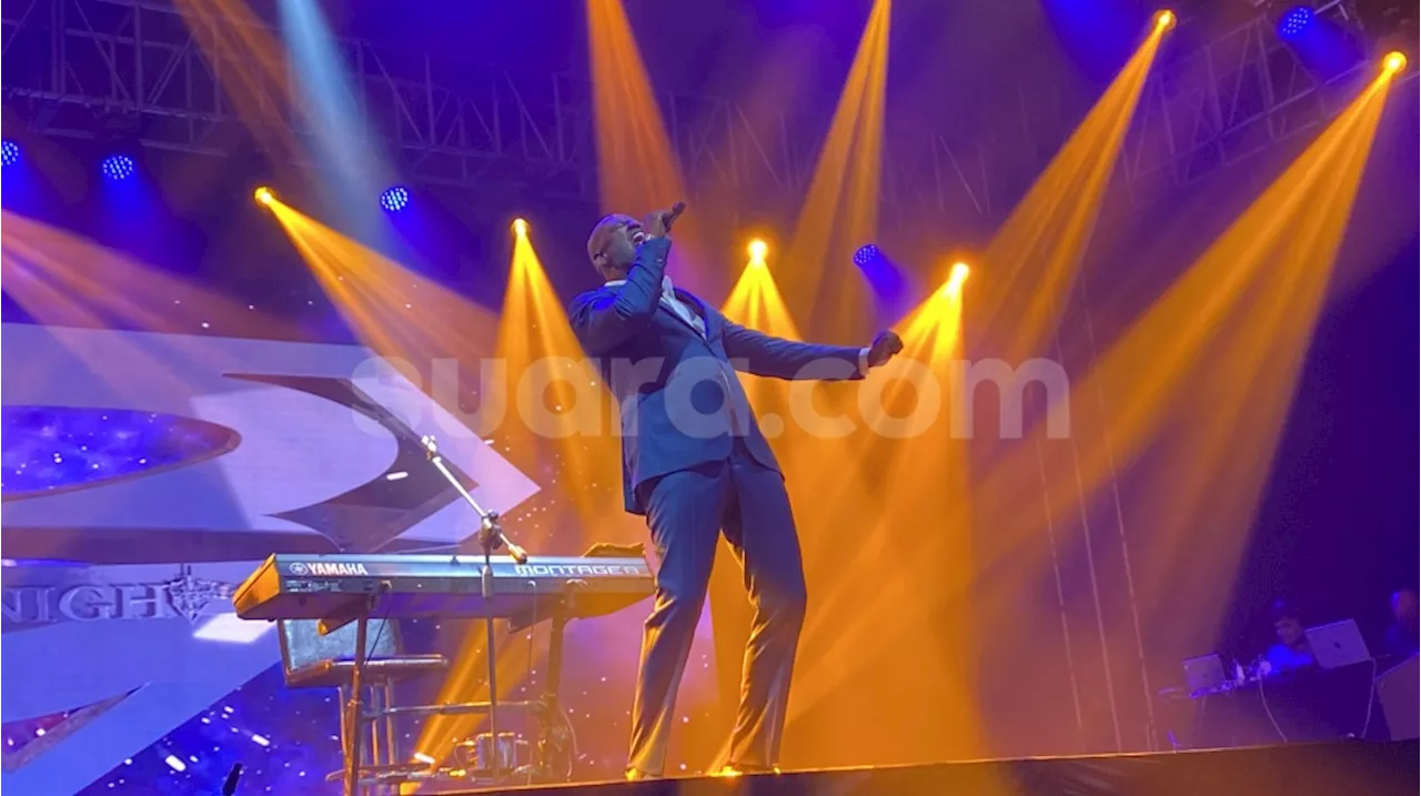 Brian McKnight Ajak Penonton Nostalgia: Terima Kasih Pilih Bersama Saya Malam Ini