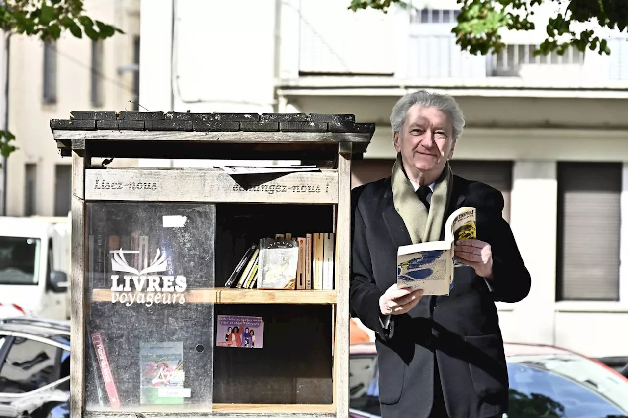 Édition. Il publie un plaidoyer pour la survie des bibliothèques