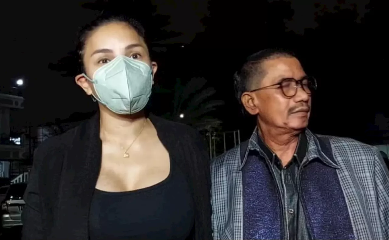 Nikita Mirzani Sebut Lolly Sudah Ada di Kantor Polisi untuk Diperiksa