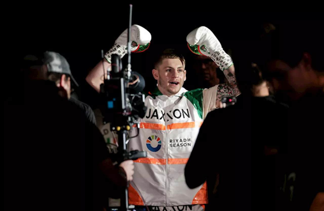 Callum Walsh makes short work of opponent on 3Arena debut