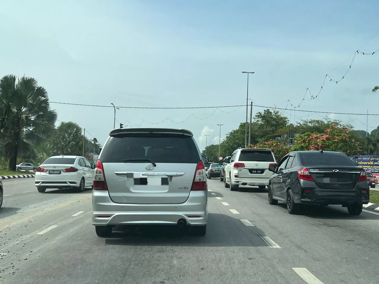 Aliran trafik keluar Kelantan lancar