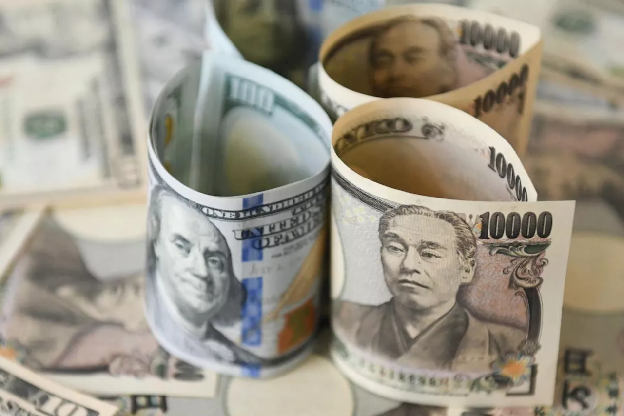 Yen Swings as Ueda Speaks After BOJ Holds Rates Unchanged