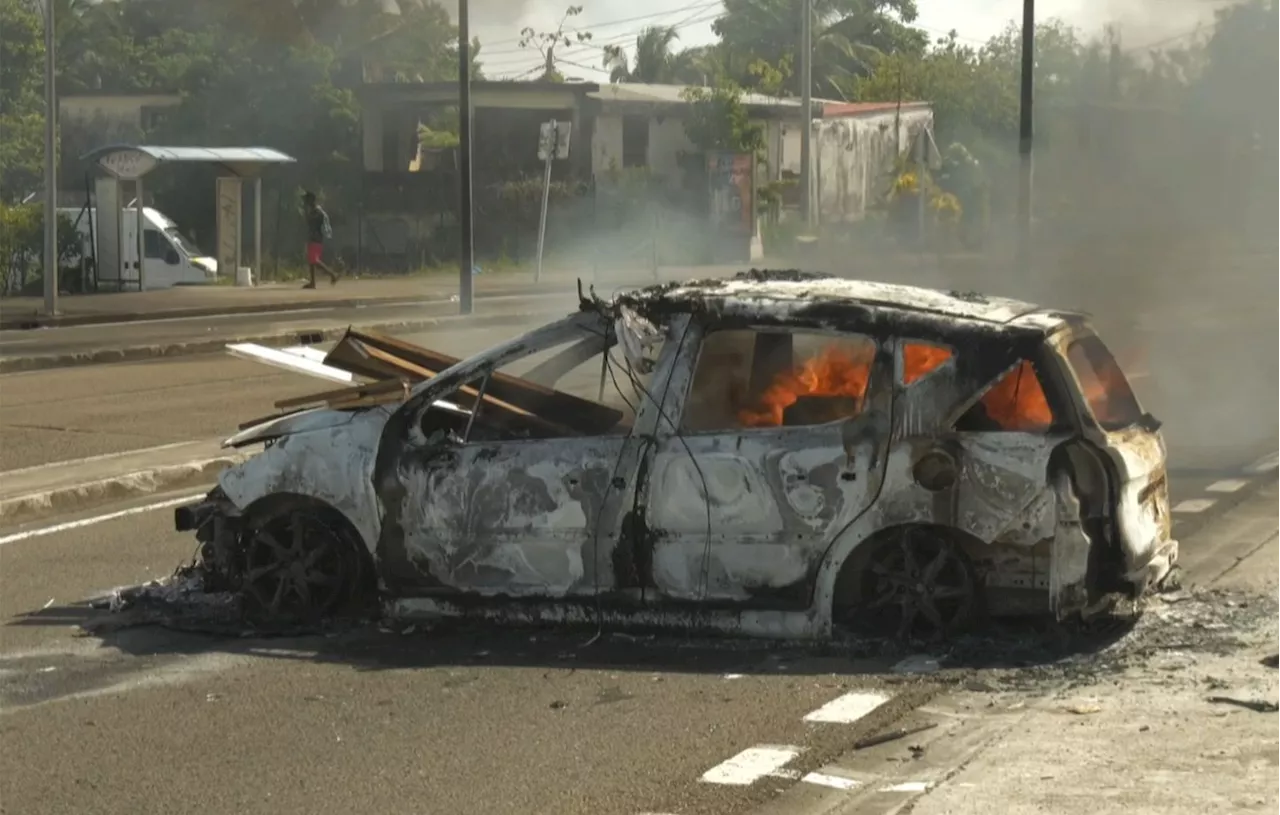 Interdiction des rassemblements à Fort-de-France suite aux violences urbaines