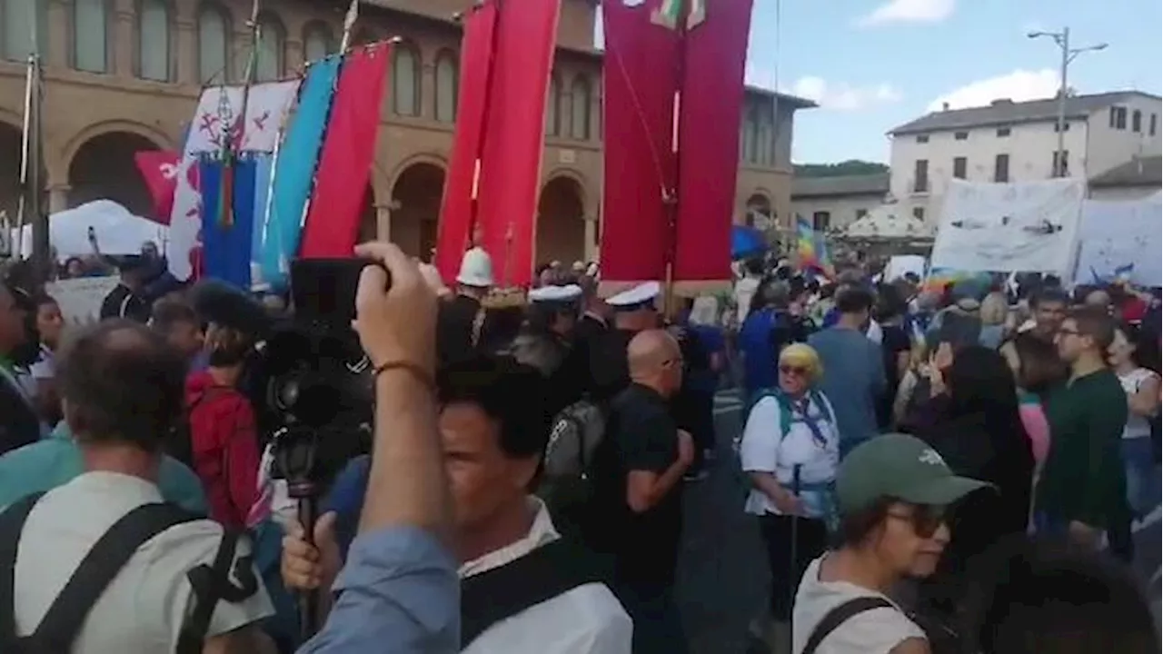 Assisi, in 3mila alla Marcia della Pace