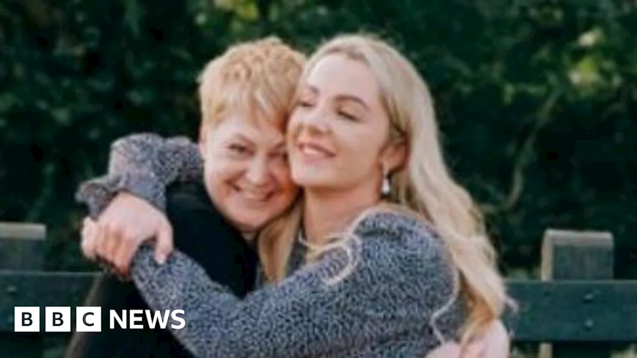 Stem cell transplant: Cancer survivor meets donor who saved her life