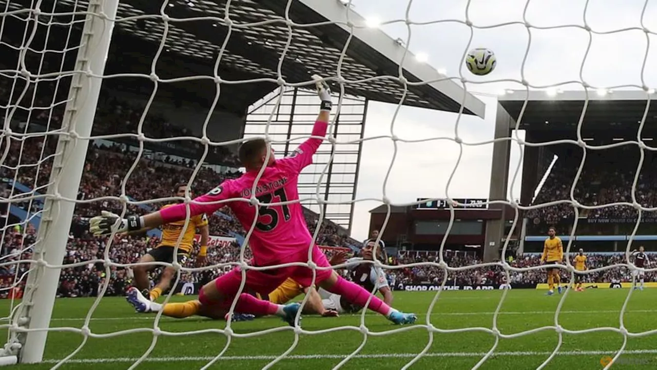 Aston Villa leave it late in 3-1 win to consign Wolves to bottom of table