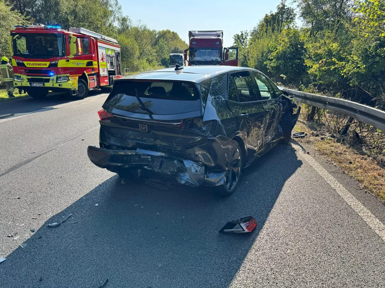 Verkehrsunfall BAB 44 mit drei beteiligten PKW