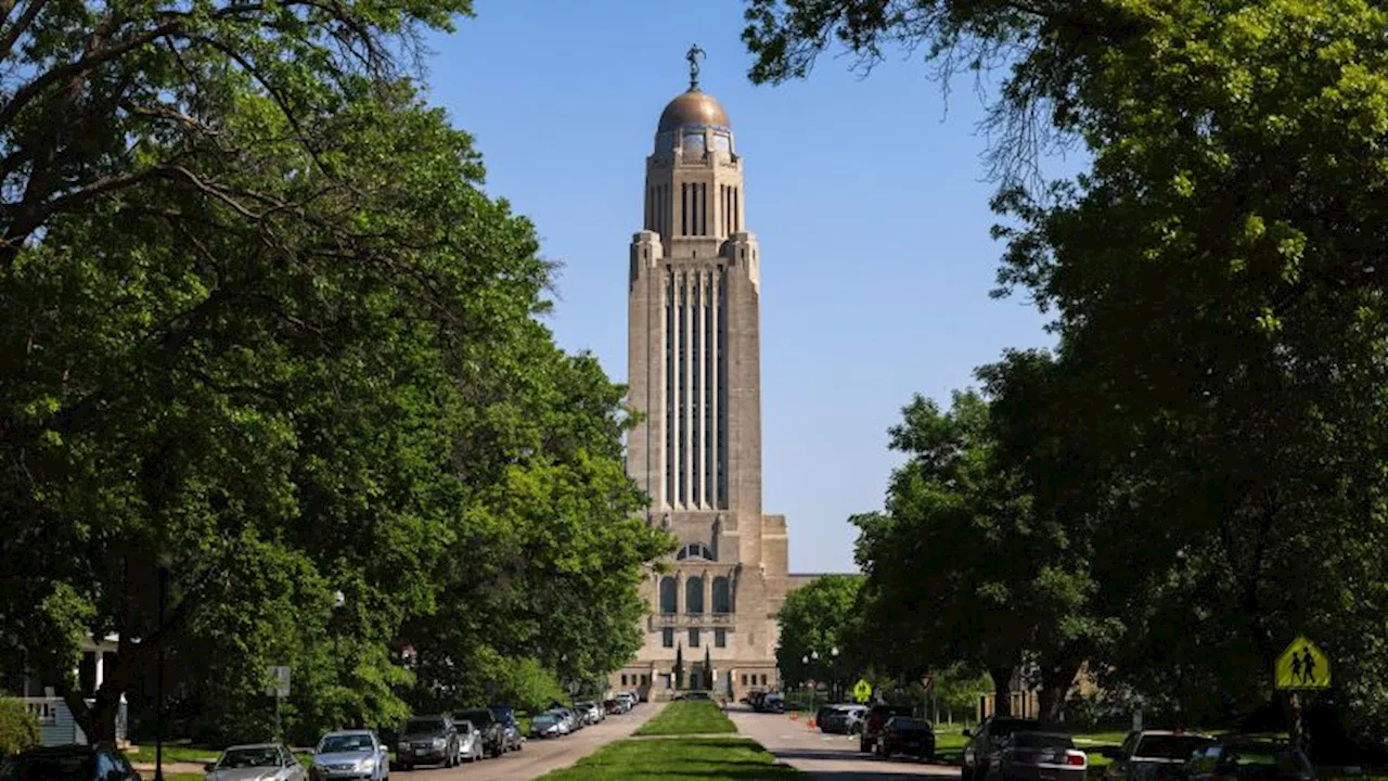 Trump presses to change Nebraska election law, in fight for a sole electoral vote