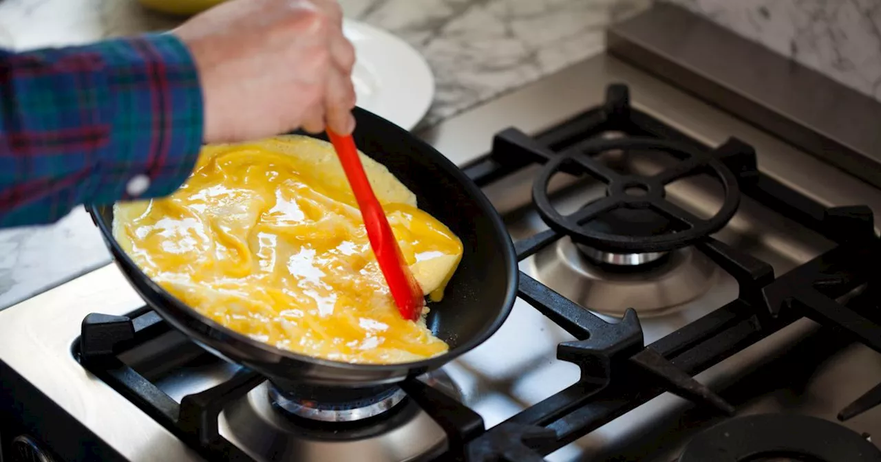 Chef shares how to make 'crisp' omelette from The Bear