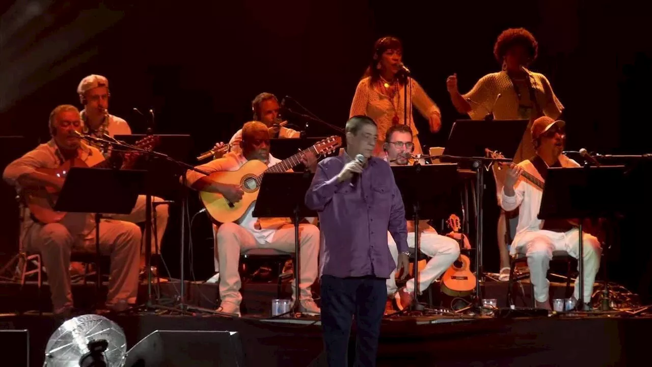 Zeca Pagodinho transforma Rock in Rio em roda de samba com ode à negritude, gigantes do gênero e hits