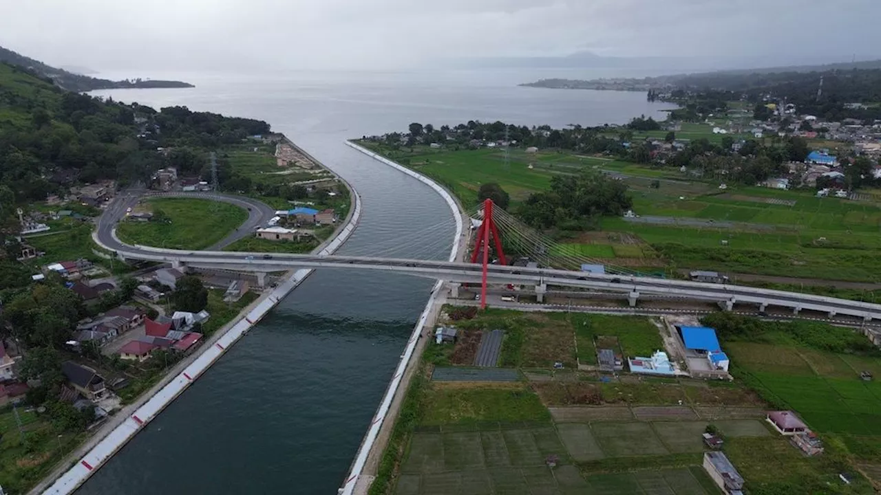 Menikmati Waterfront City Pangururan hingga Patung Yesus Penyelamat, Destinasi Baru Danau Toba