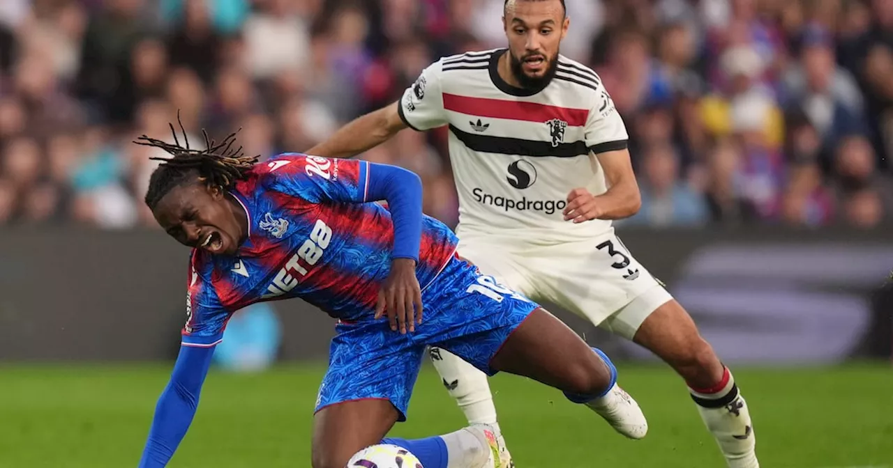 Woodwork twice denies Manchester United in draw at Crystal Palace