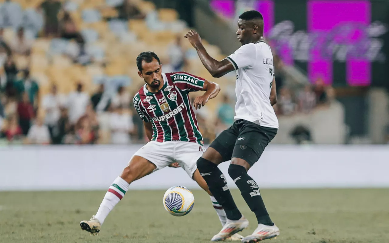 Botafogo marca nos acréscimos e vence o Fluminense no Maracanã pelo Brasileirão